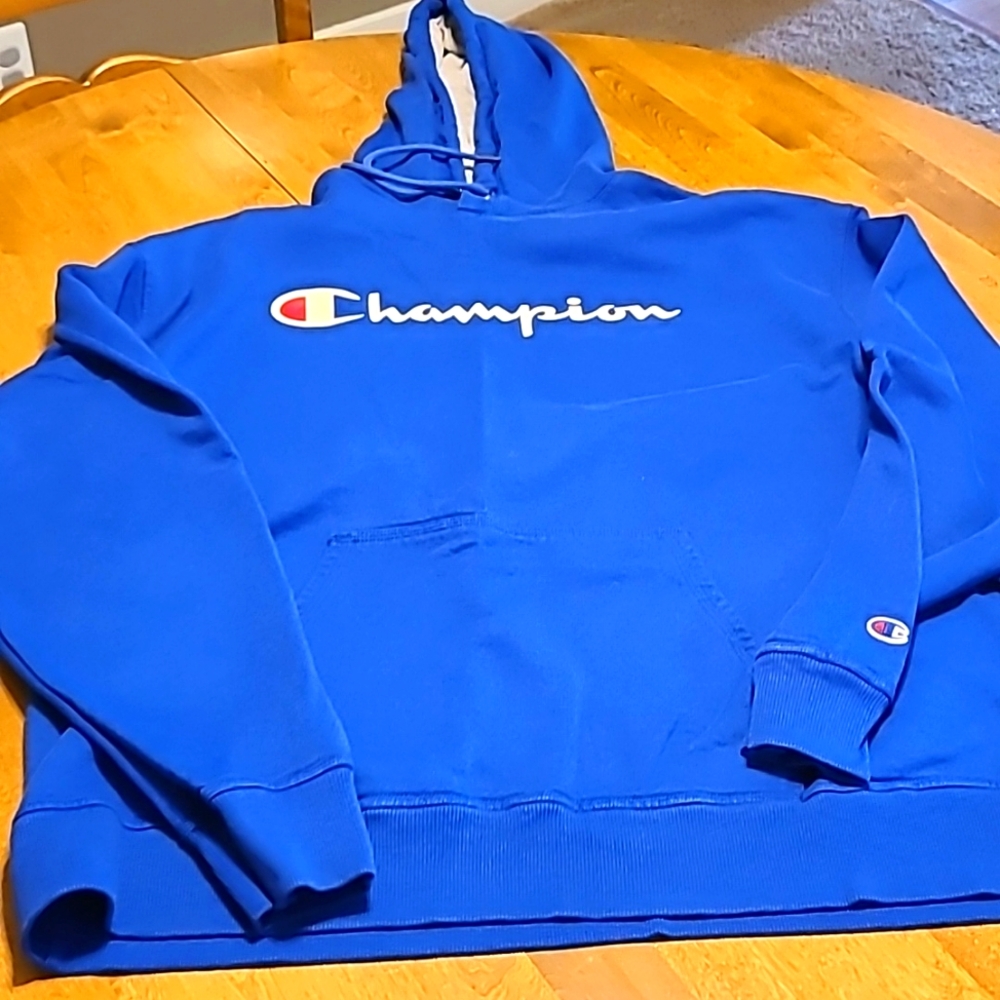 Mens 2XL Champion sweat shirt